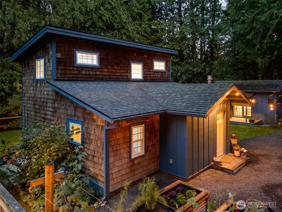 20710 Kitsap Street Ne, Indianola, WA 98342 - Image #3