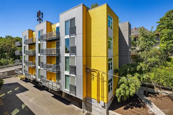 2249 NE 46th Street, Seattle, WA 98105