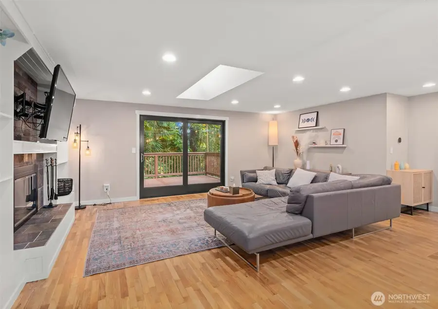 825 Wildwood Boulevard Sw, Issaquah, WA 98027 - Image #3