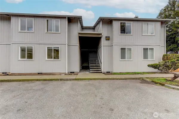 1601 Maple Lane #B1, Kent, WA 98030