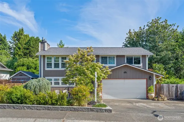 14618 SE 275th Place, Kent, WA 98042