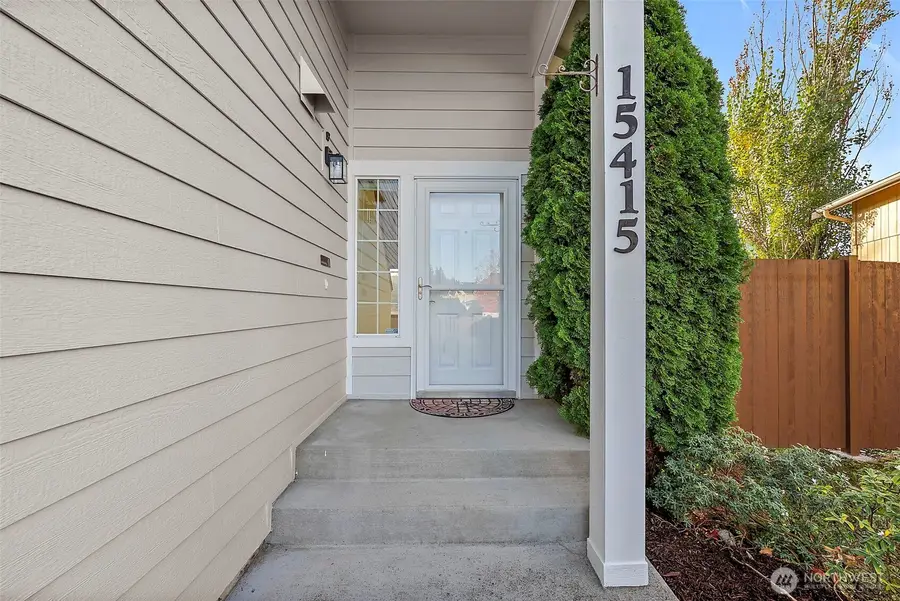 15415 41st Avenue E, Tacoma, WA 98446 - Image #3
