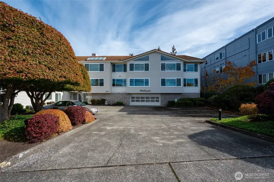 233 3rd Avenue S #304, Edmonds, WA 98020 - Image #2