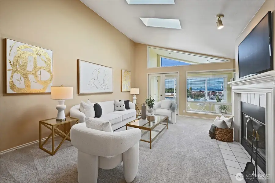 233 3rd Avenue S #304, Edmonds, WA 98020 - Image #3