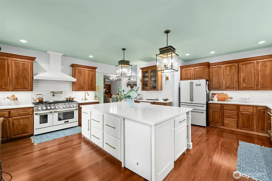 1090 Paha View Drive, Fox Island, WA 98333 - Image #3