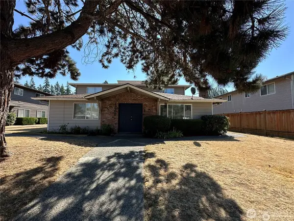 1262 Cedar Avenue #1-4, Marysville, WA 98270