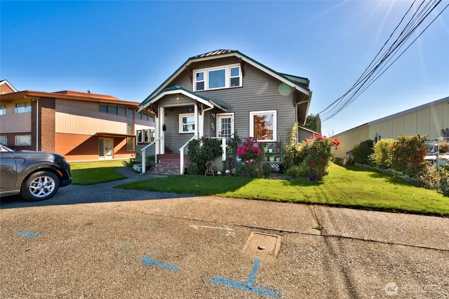 118 E Victoria Avenue, Burlington, WA 98233 - Image #2