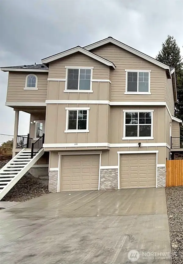 600 Ross Canyon Road, Omak, WA 98841