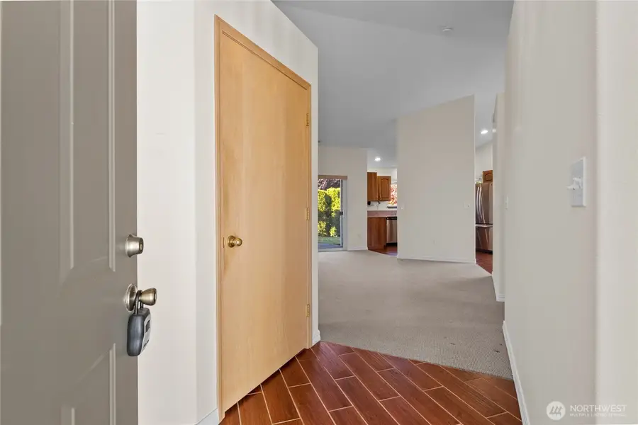 1410 Mountain View Drive #1410, Enumclaw, WA 98022 - Image #2