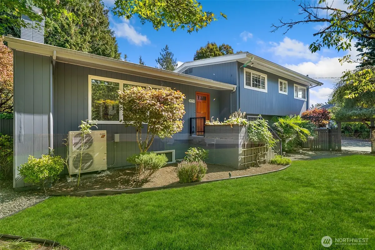 18704 58th Avenue Ne, Kenmore, WA 98028 - Image #1