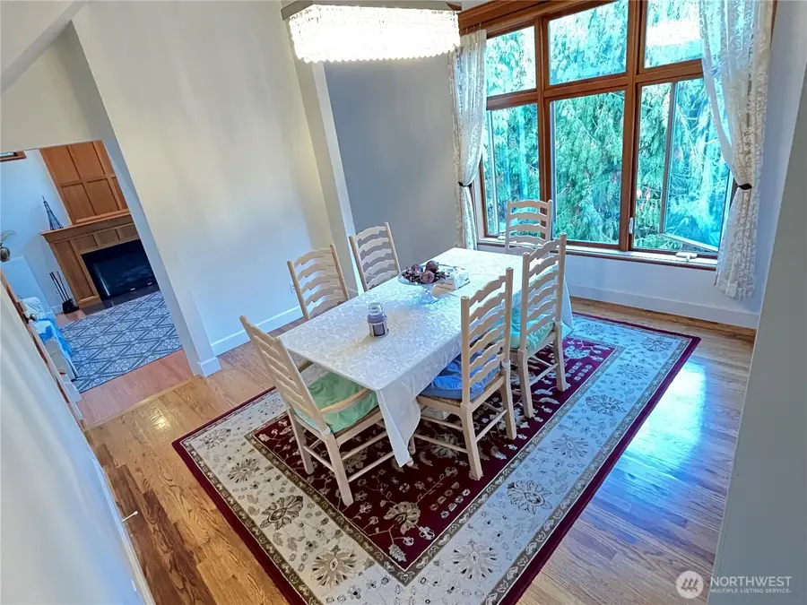 4518 91st Avenue Se, Mercer Island, WA 98040 - Image #3