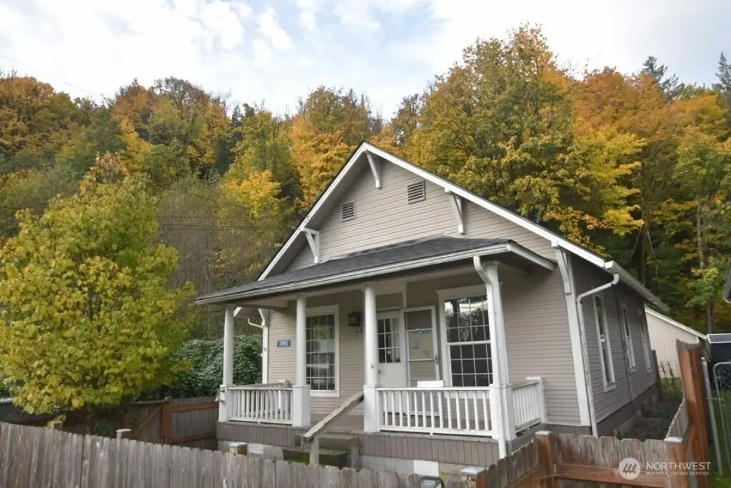 7490 Mill Avenue, Concrete, WA 98237 - Image #1