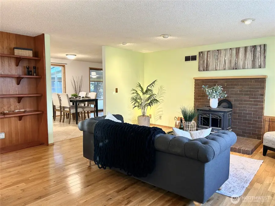 708 Quinnat Drive, Burlington, WA 98233 - Image #3