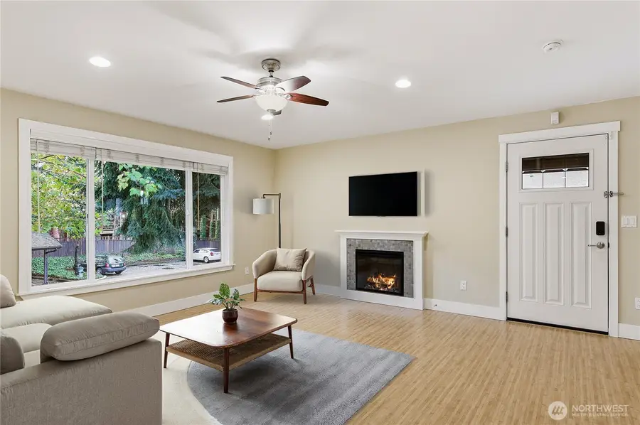 21305 48th Avenue W #B212, Mountlake Terrace, WA 98043 - Image #3