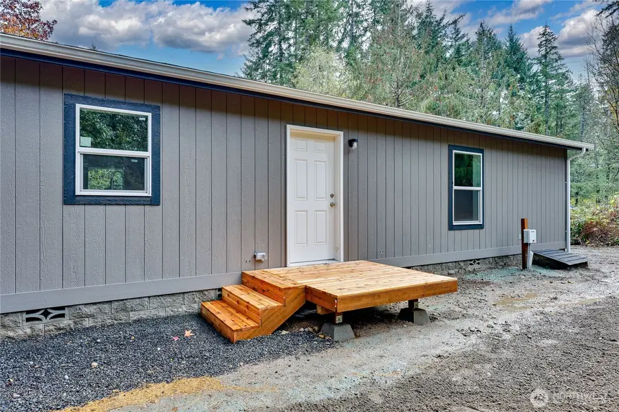 180 E Barnsby Place, Shelton, WA 98584 - Image #2