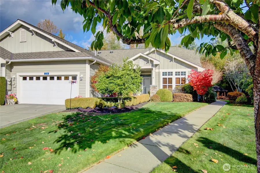 1316 Eagle Ridge Drive #4, Mount Vernon, WA 98274 - Image #2