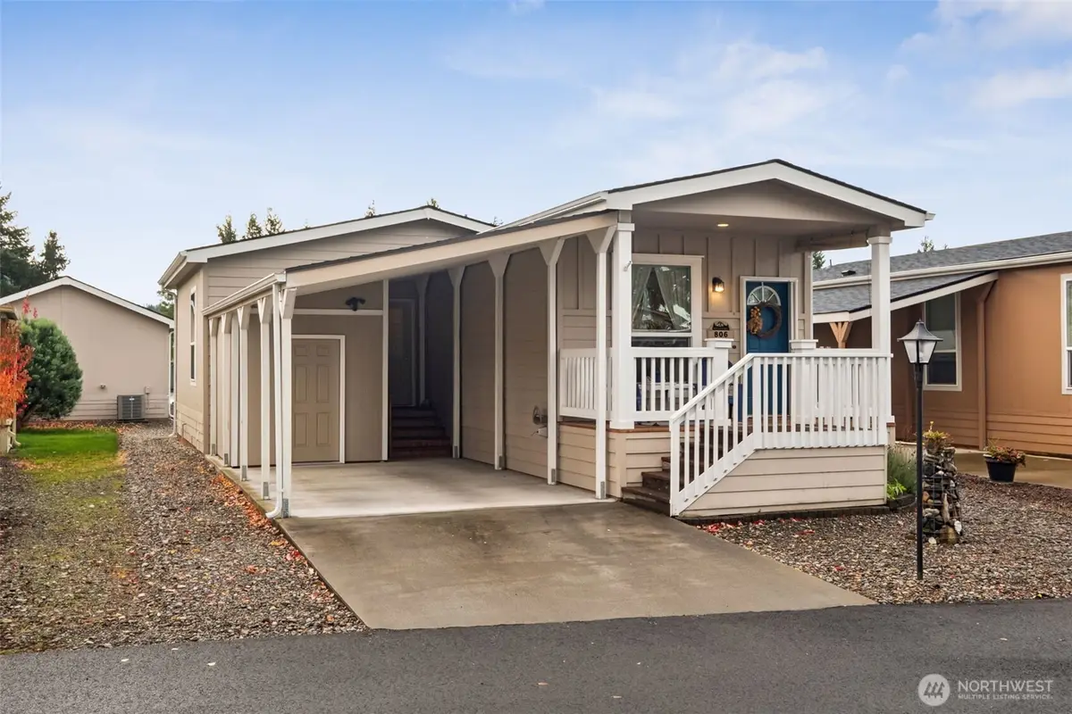 806 Pine Drive, Enumclaw, WA 98022 - Image #1