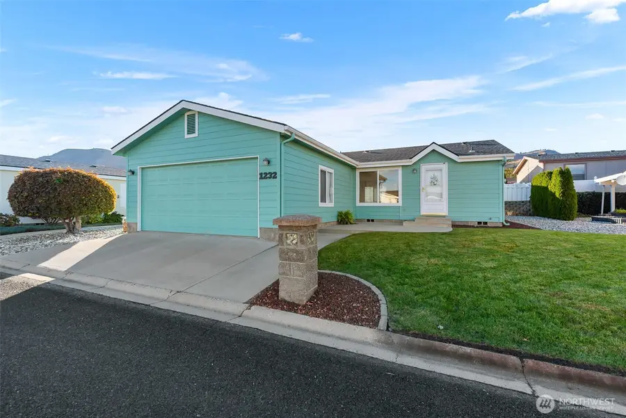 1232 Woods Street, Wenatchee, WA 98801 - Image #3