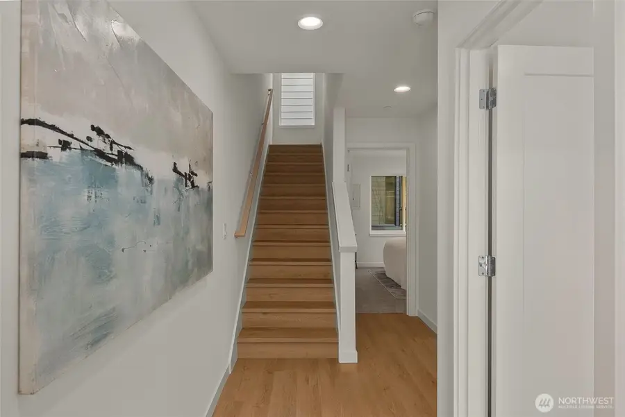 9225 14th Avenue Nw, Seattle, WA 98117 - Image #2