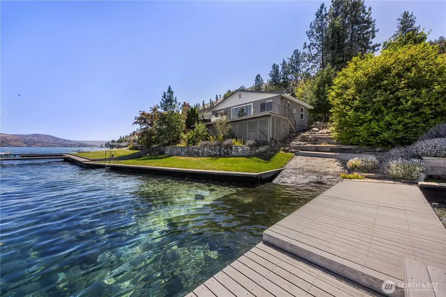 3132 Lakeshore Road, Chelan, WA 98816 - Image #2
