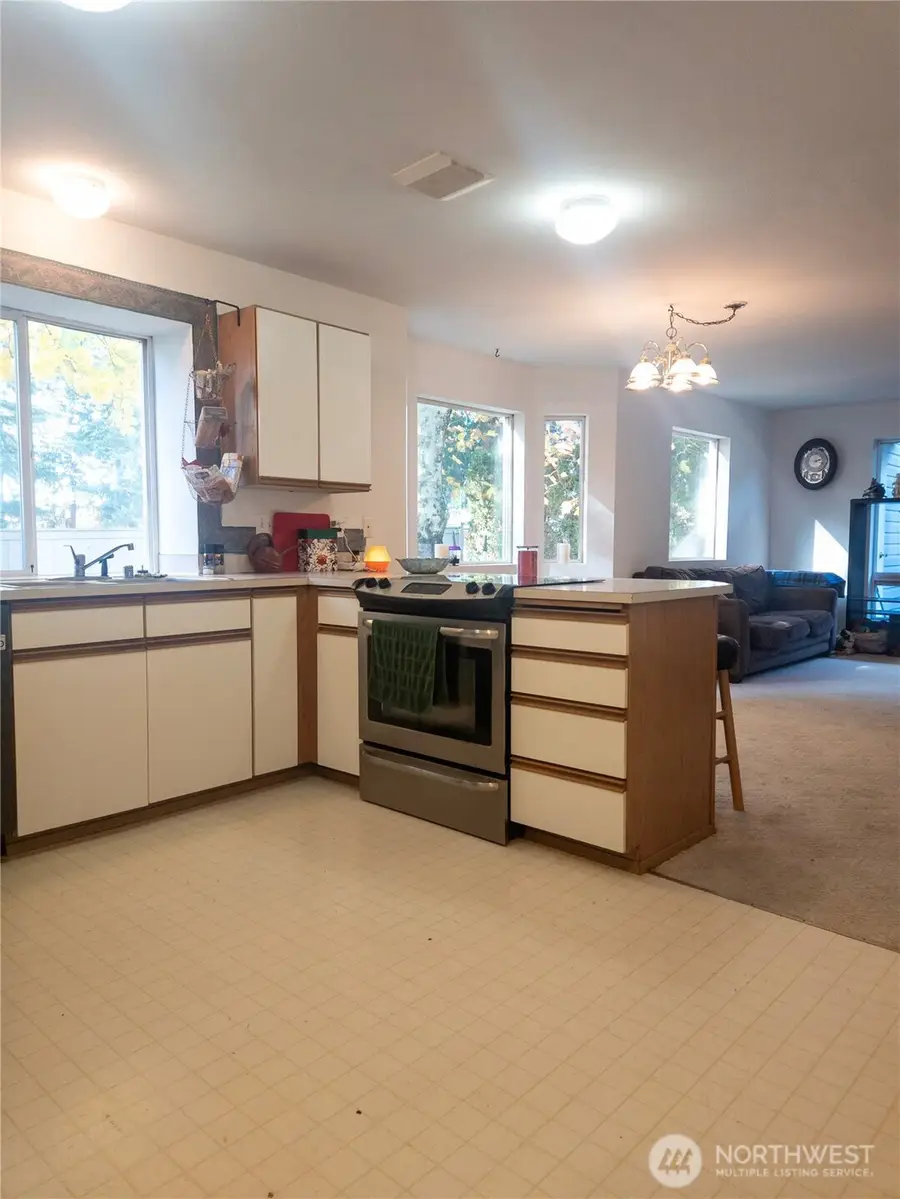 1101 37th Street Se #402, Auburn, WA 98002 - Image #3