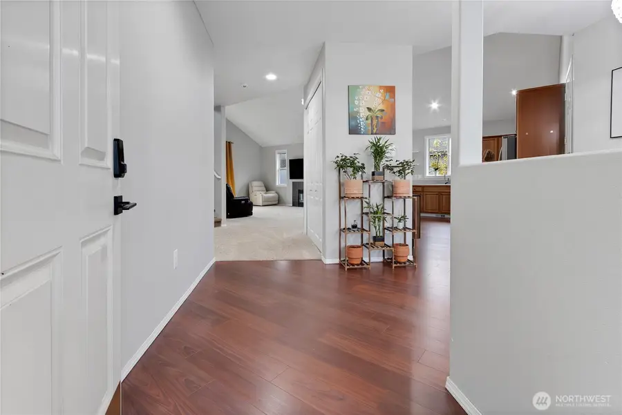 17915 25th Ave E, Tacoma, WA 98445 - Image #2