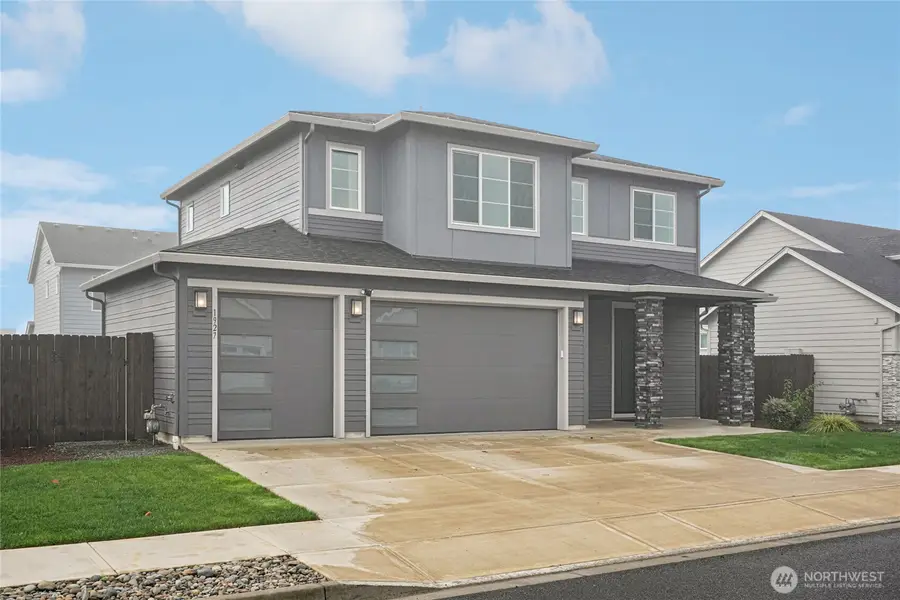 1927 SE 27th Street, Battle Ground, WA 98604 - #2