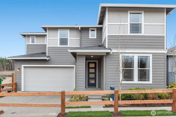 23338 Arbors Terrace Road Ne #00201, Kingston, WA 98370