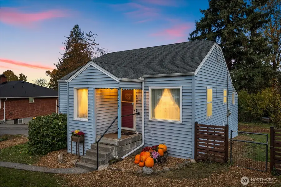 12630 24th Avenue S, Seattle, WA 98168 - Image #2