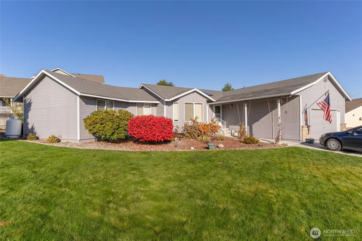 512 Cedar Wood Place, Wenatchee, WA 98801 - Image #1
