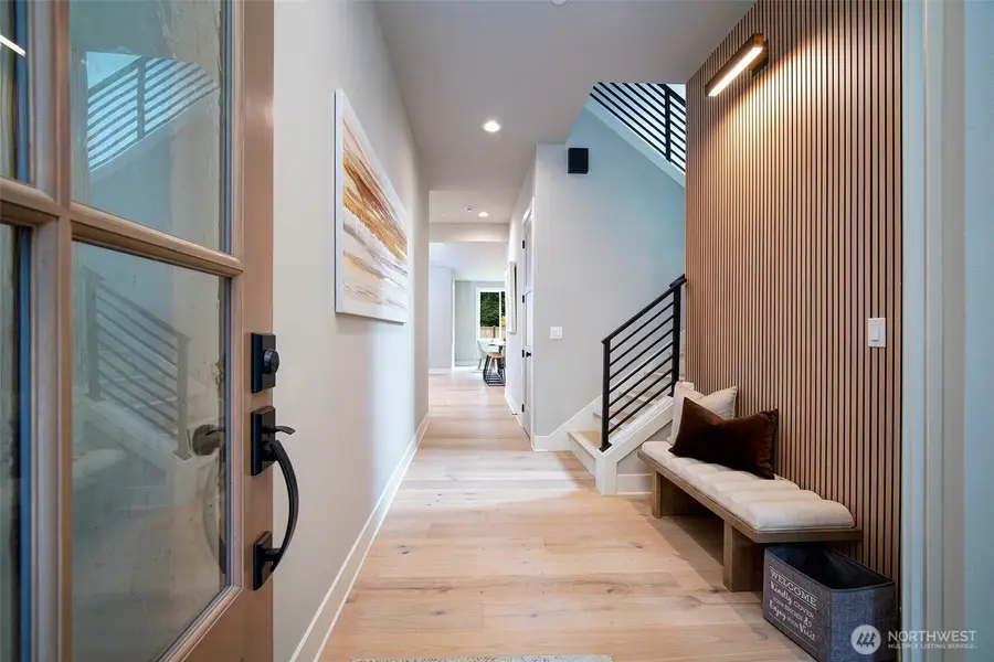 6528 128th Avenue Ne, Kirkland, WA 98033 - Image #2