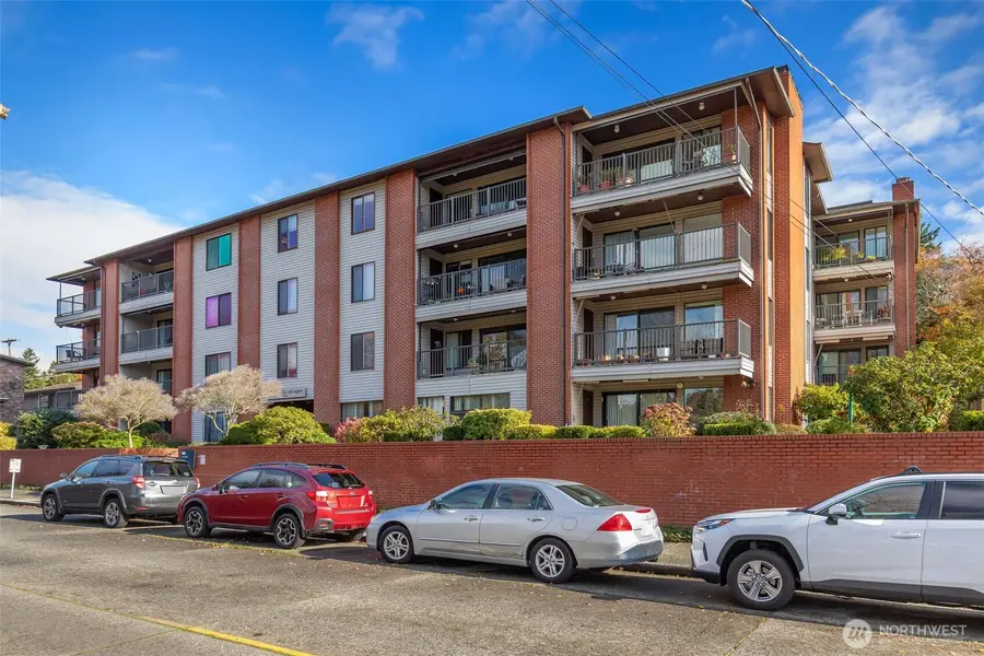 2858 32nd Avenue W #106, Seattle, WA 98119 - Image #3