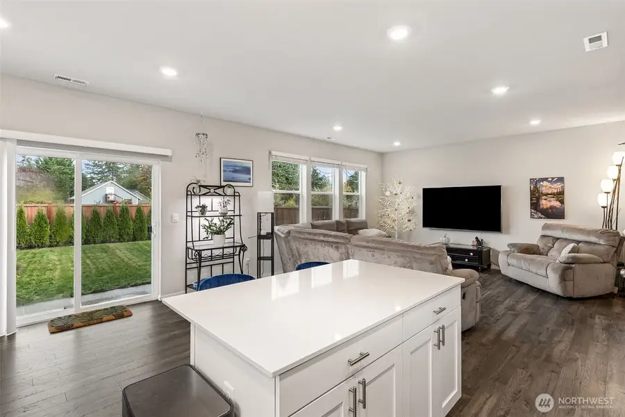 4221 Savannah Loop Ne, Olympia, WA 98516 - Image #3