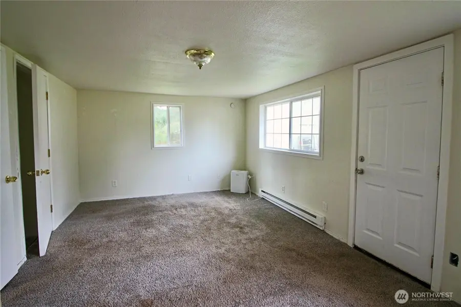 4710 Cleveland Avenue Se, Tumwater, WA 98501 - Image #3