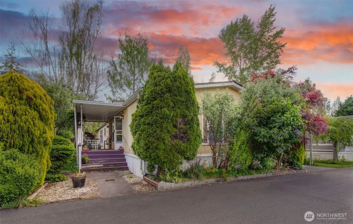 415 Lake View Road #K8, Lynnwood, WA 98087 - Image #1