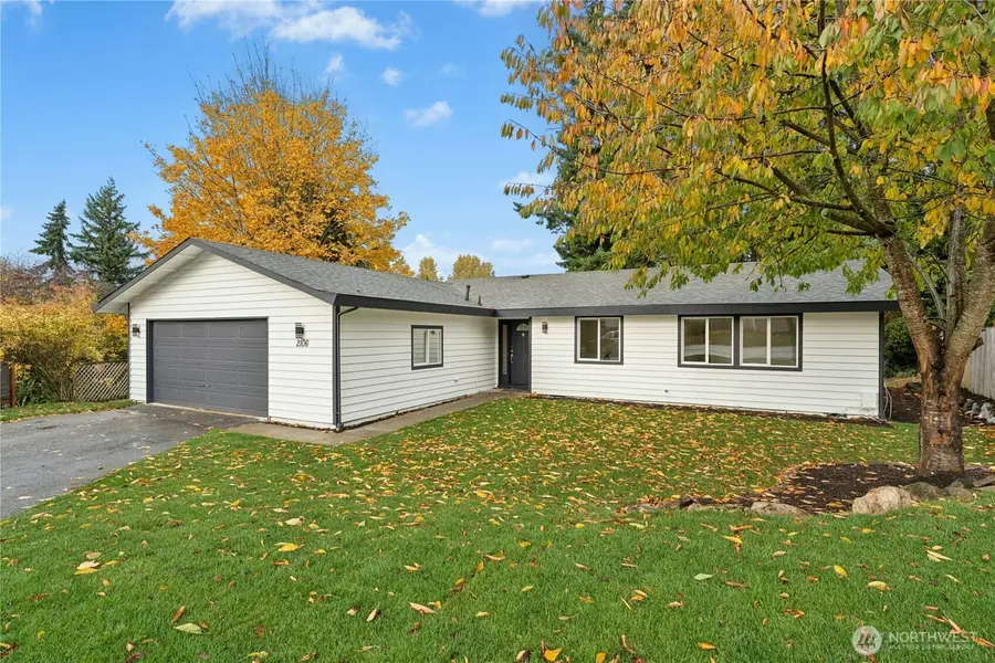 2106 SE 20th Court, Renton, WA 98055 - Image #2