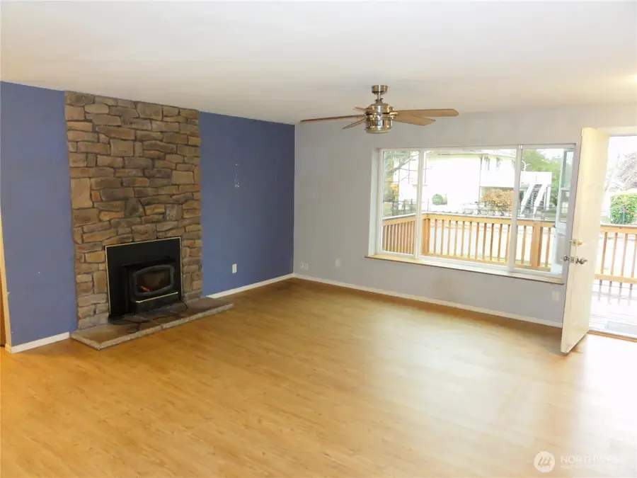 5320 Stonegate Avenue Ne, Tacoma, WA 98422 - Image #2