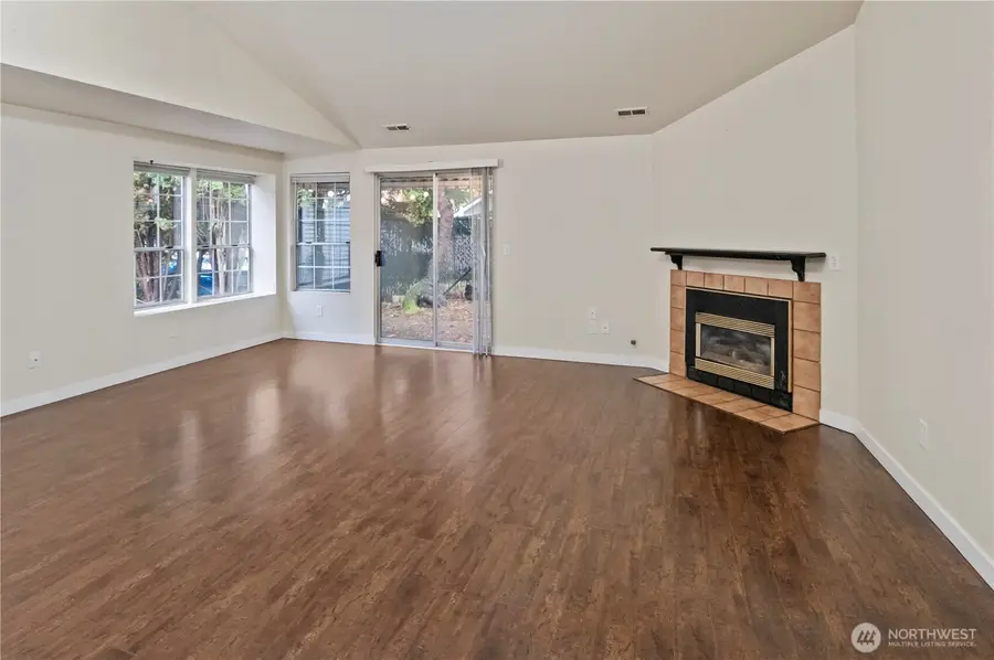 9103 183rd Avenue Ne, Redmond, WA 98052 - Image #3