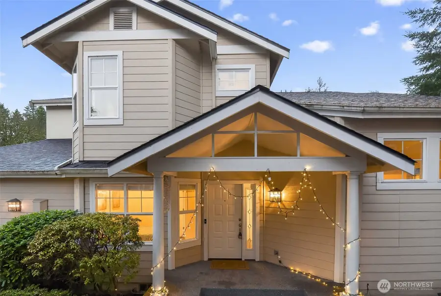 18391 NE 97th Court, Redmond, WA 98052 - Image #2