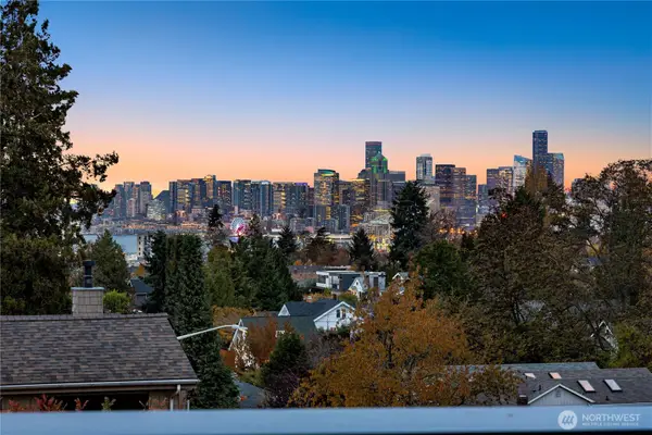 4411 21st Avenue Sw, Seattle, WA 98106