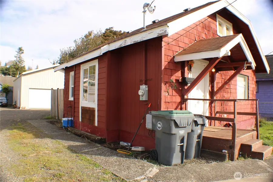 309 Eklund Avenue, Hoquiam, WA 98550 - Image #3