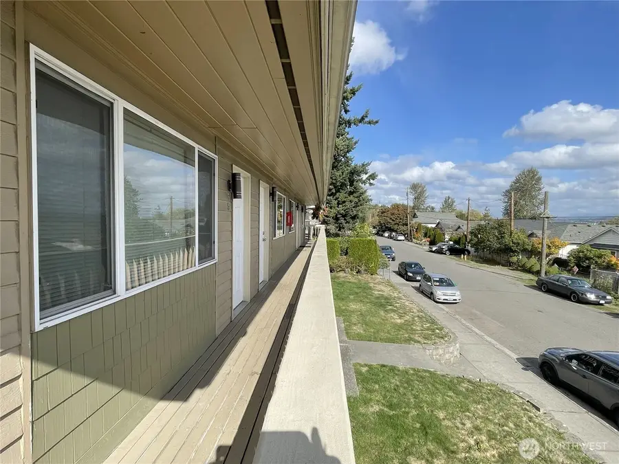 1422 Chestnut Street, Everett, WA 98201 - Image #3