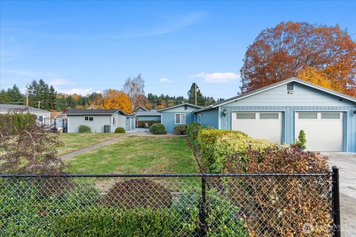 208 Pike St Ne, Auburn, WA 98002 - Image #1