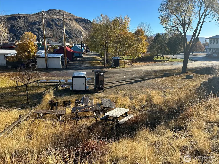 136 Johnson Street, Twisp, WA 98856 - Image #2