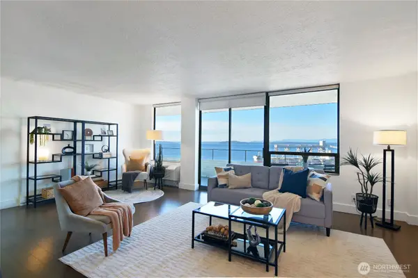 521 5th Avenue W #804, Seattle, WA 98119