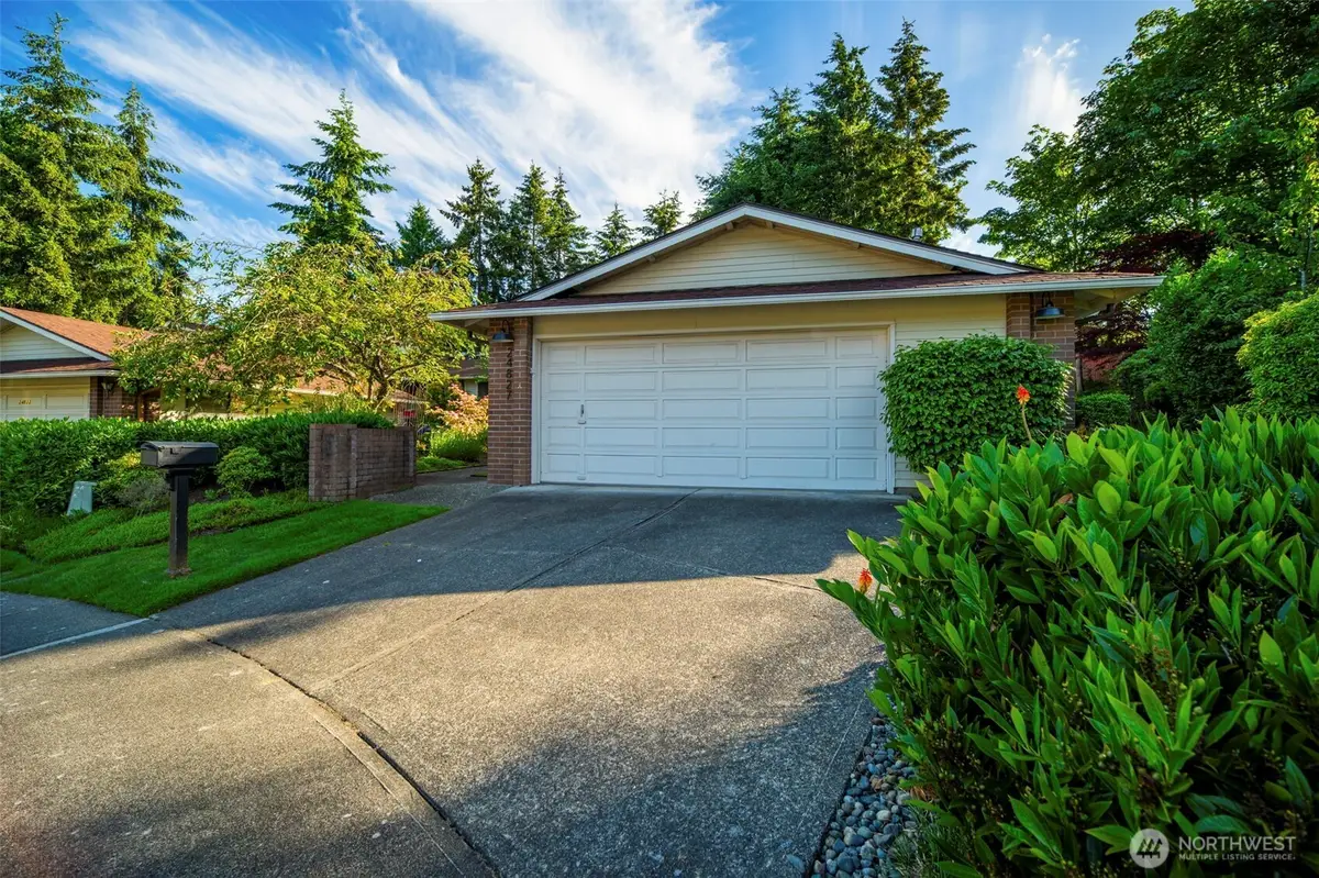 24827 9th Place S, Des Moines, WA 98198 - Image #1