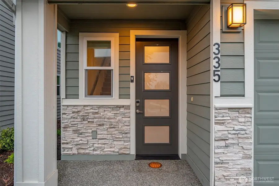 335 SW Ballast Way, Oak Harbor, WA 98277 - Image #2