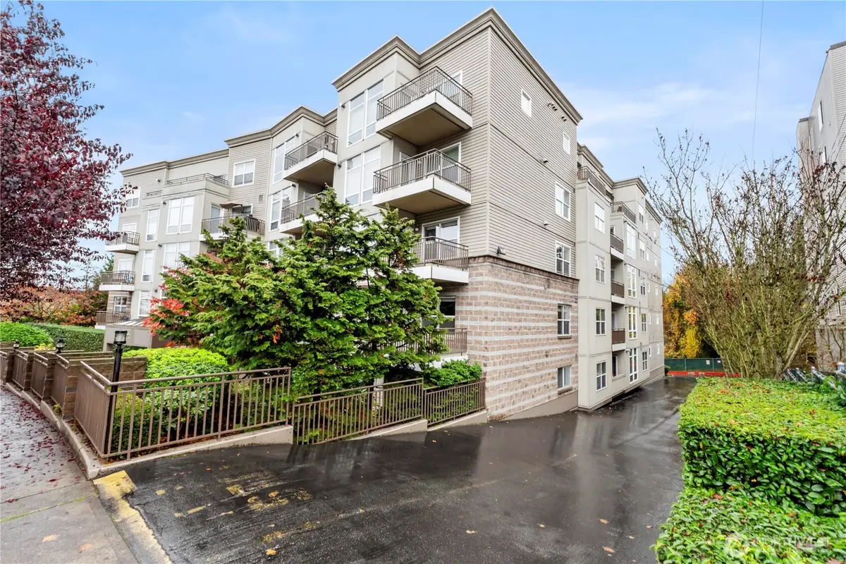 3221 SW Avalon Way #413, Seattle, WA 98126 - Image #1