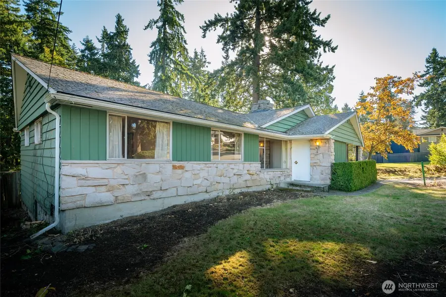 20008 Meridian Place N, Shoreline, WA 98133 - Image #2