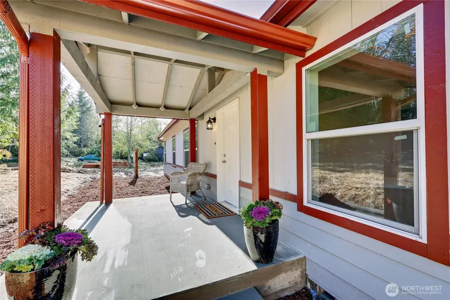 21381 Howard Avenue Ne, Kingston, WA 98346 - Image #3